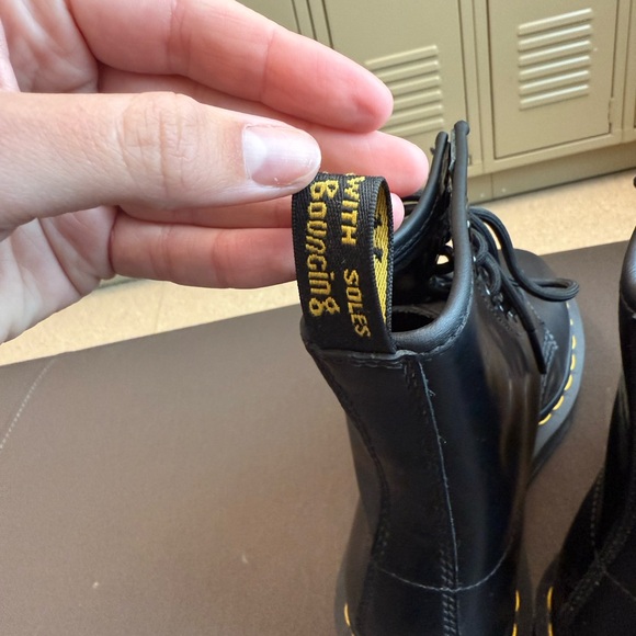 Doc Martens 1460 boots size 7 womens - Picture 4 of 7